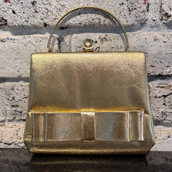 Vintage Handbags - 50s Elegant Gold Petite Handbag with Accessories